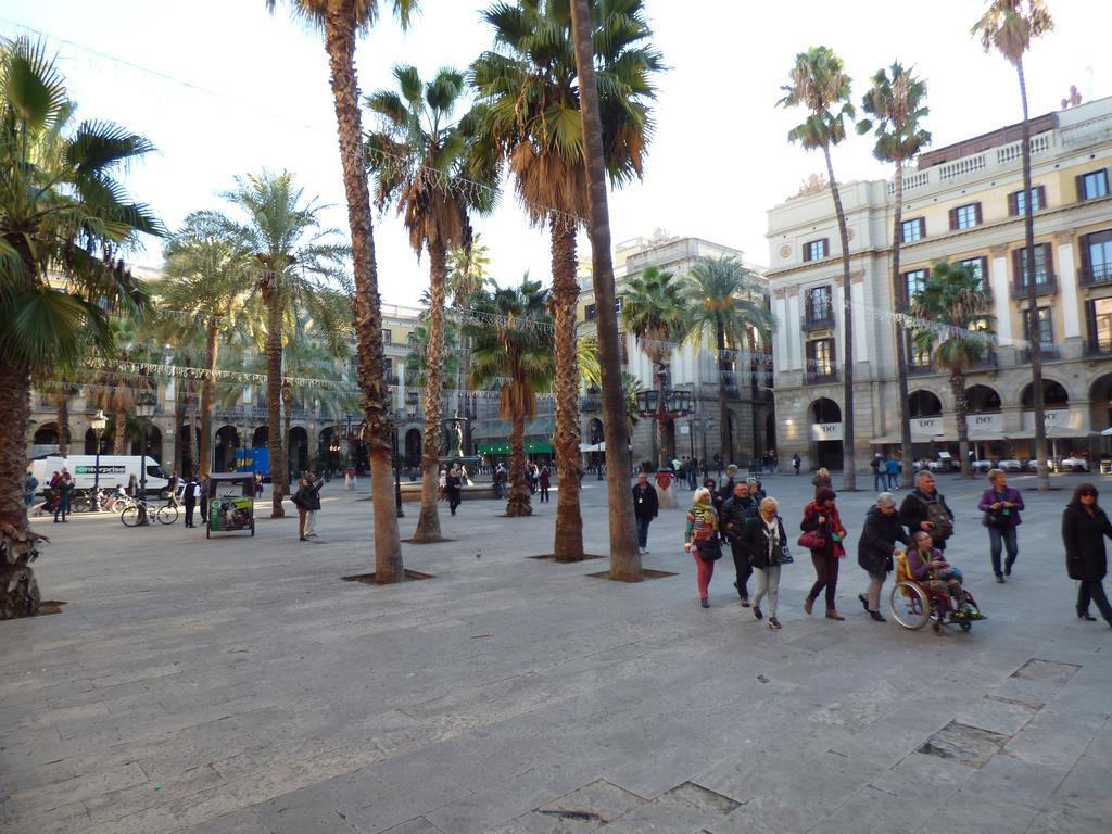 Hotel Jaume I Barcelona Exteriör bild