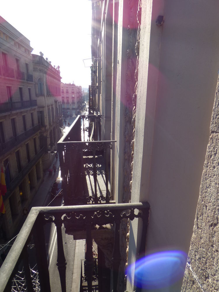 Hotel Jaume I Barcelona Exteriör bild